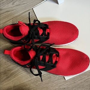 Red Puma 9.5 Slip On Shoes Men